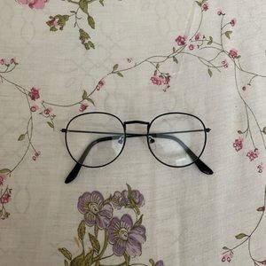 Accessories - faux glasses Accessories - faux glasses